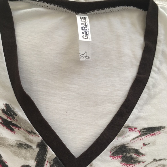 White t-shirt with print on front - Picture 2 of 2